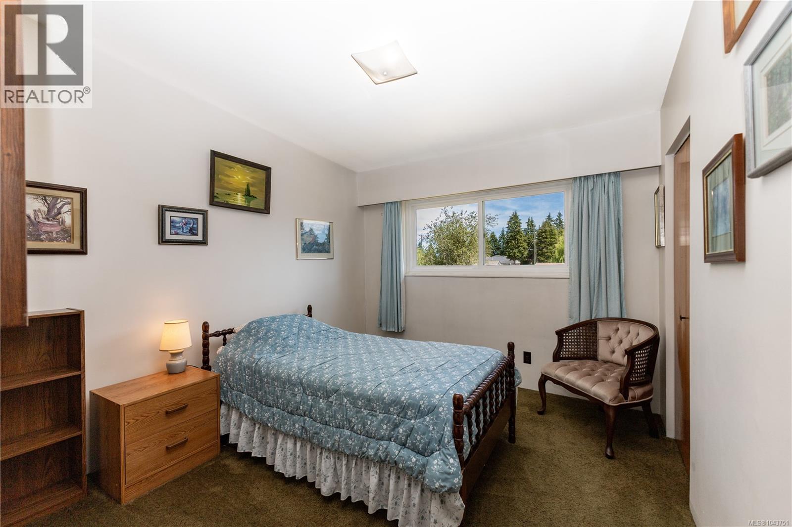549 Dogwood St - Image 32