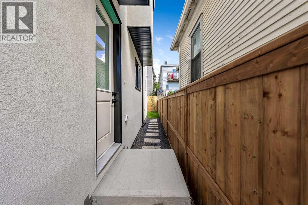 2518 16B Street SW - 24