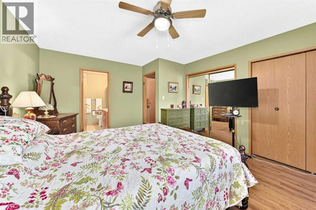 #49 2821 Botterill Crescent - 19