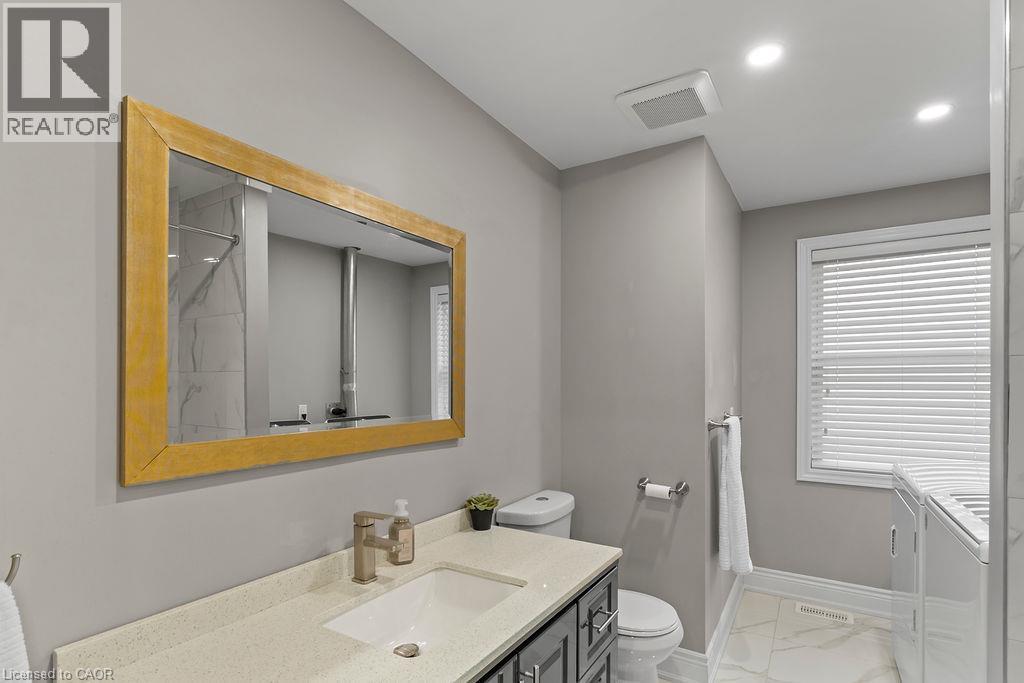 340 UPPER GAGE Avenue - Image 16