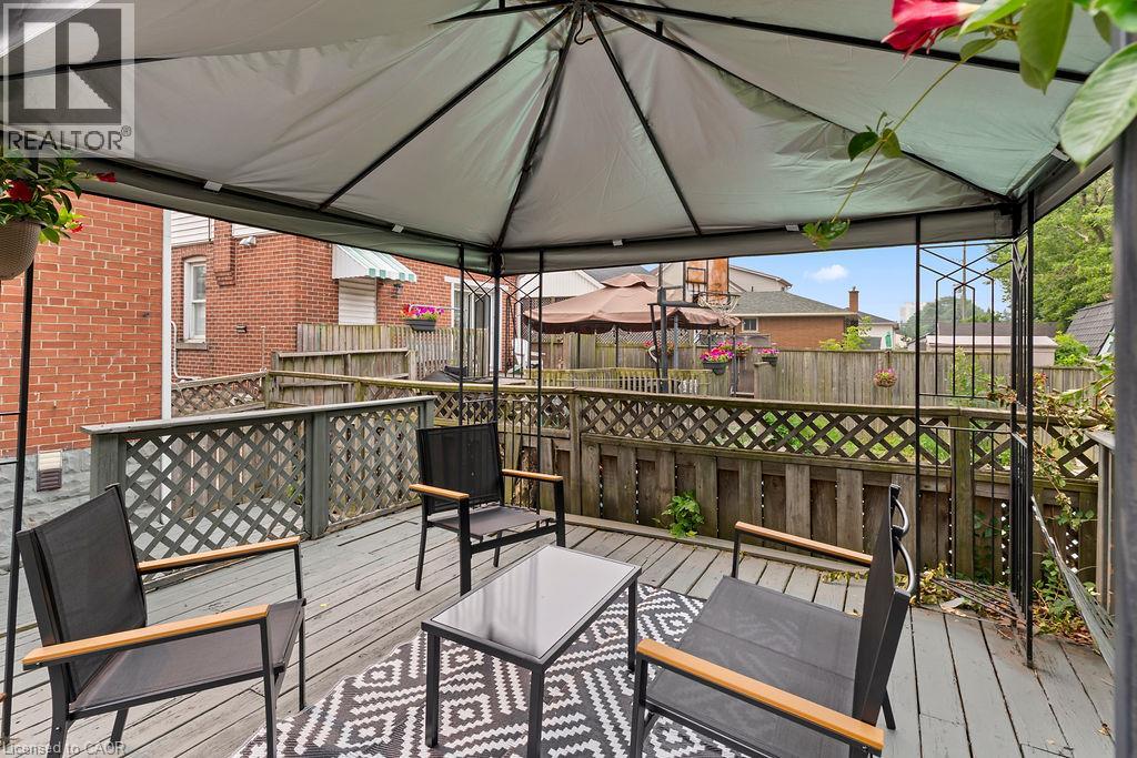 340 UPPER GAGE Avenue - Image 37