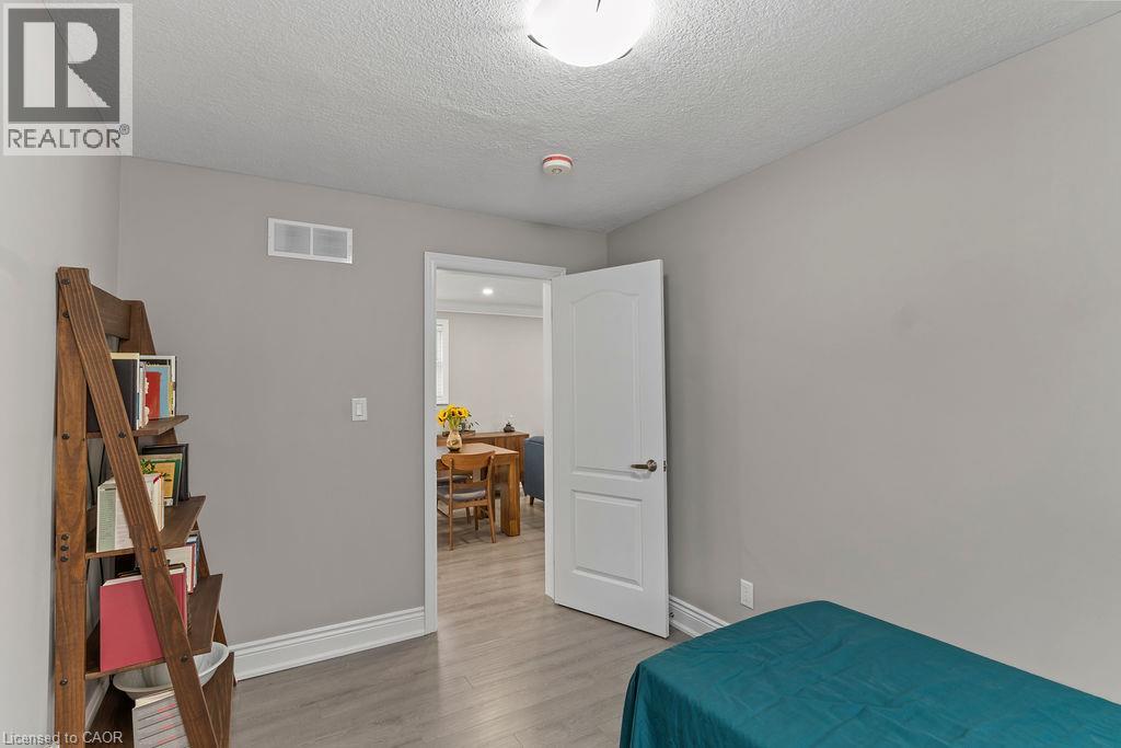 340 UPPER GAGE Avenue - Image 19