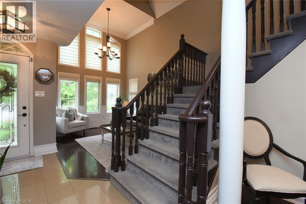 16 WOODCOTE Crescent - 27