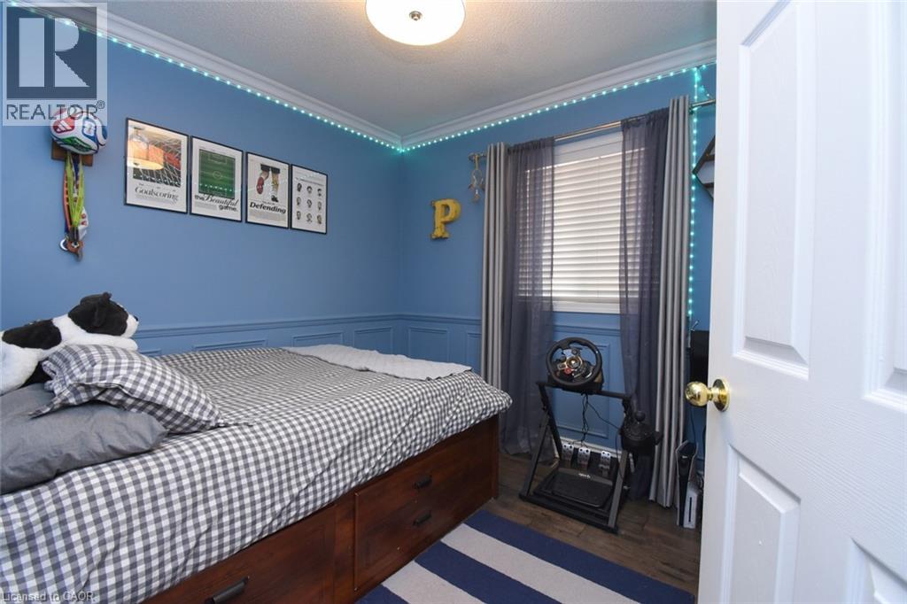 16 WOODCOTE Crescent - Image 40