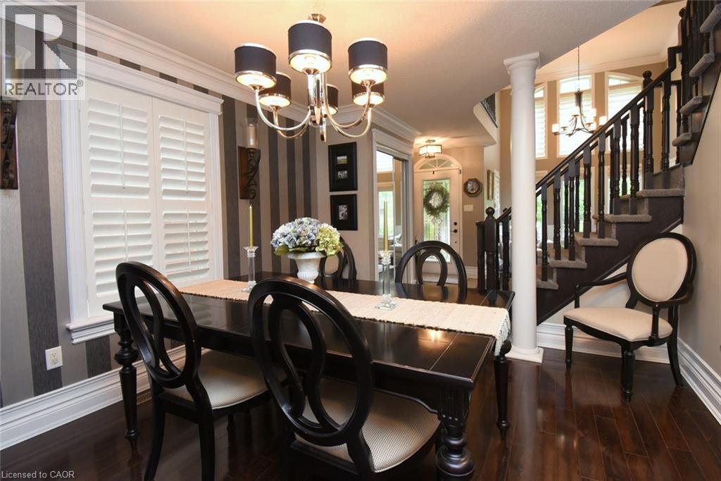 16 WOODCOTE Crescent - 14