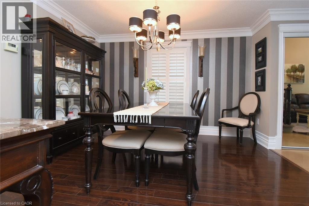 16 WOODCOTE Crescent - 15