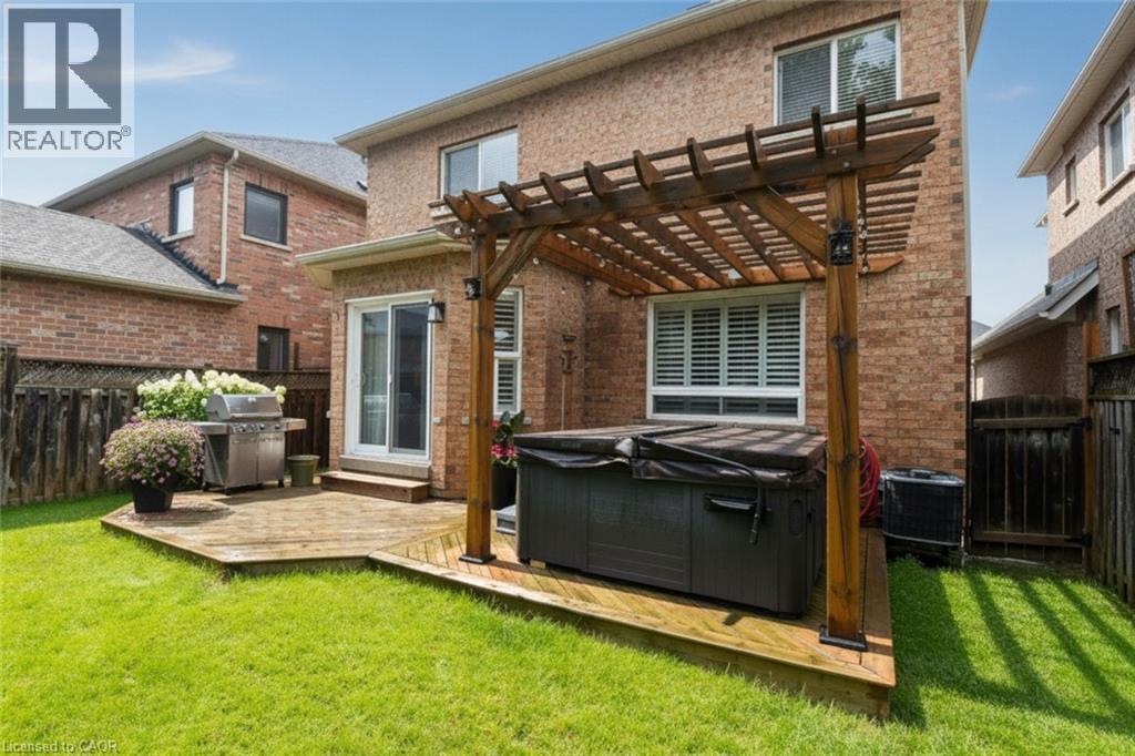 16 WOODCOTE Crescent - Image 49