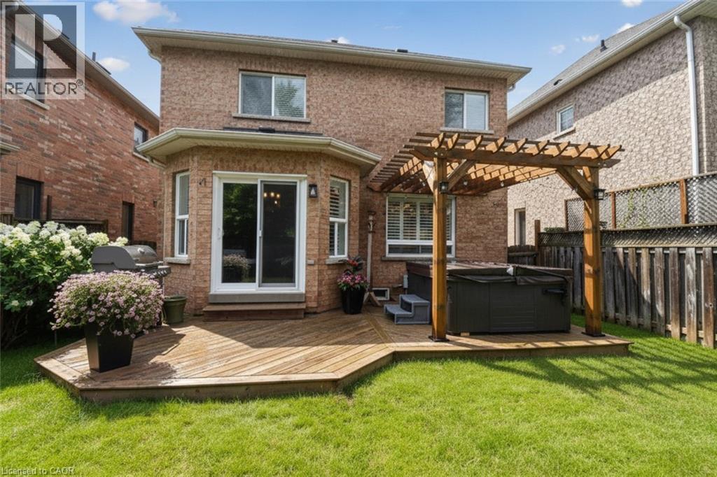 16 WOODCOTE Crescent - Image 45