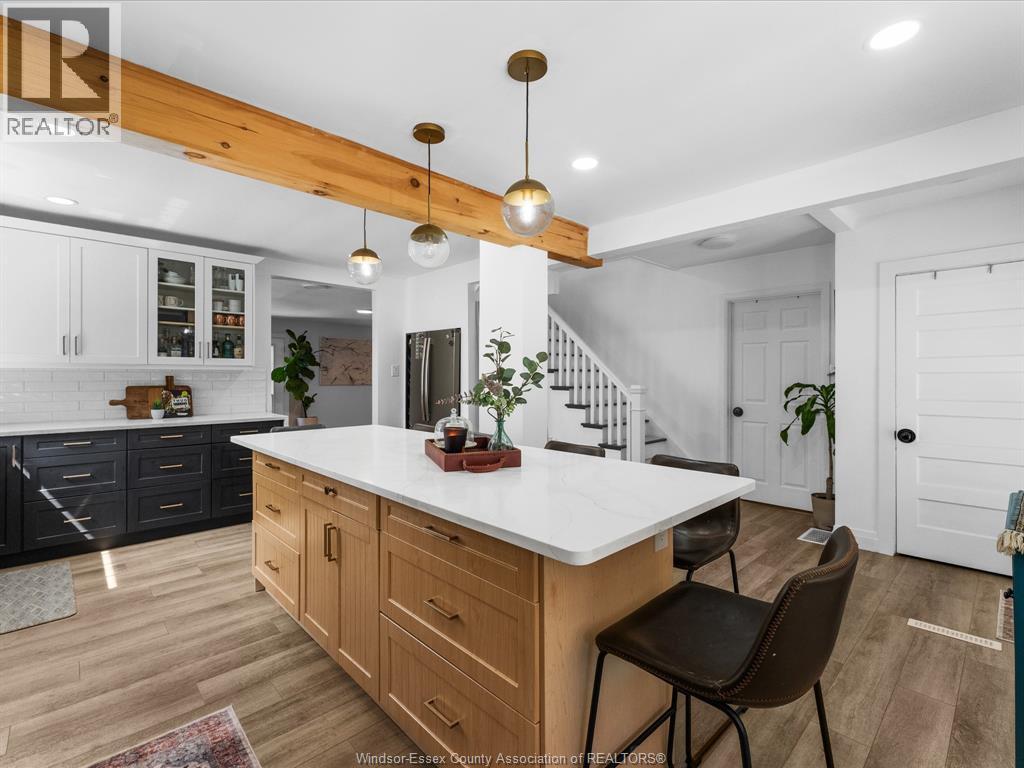 4315 ROSELAND DRIVE West - 12