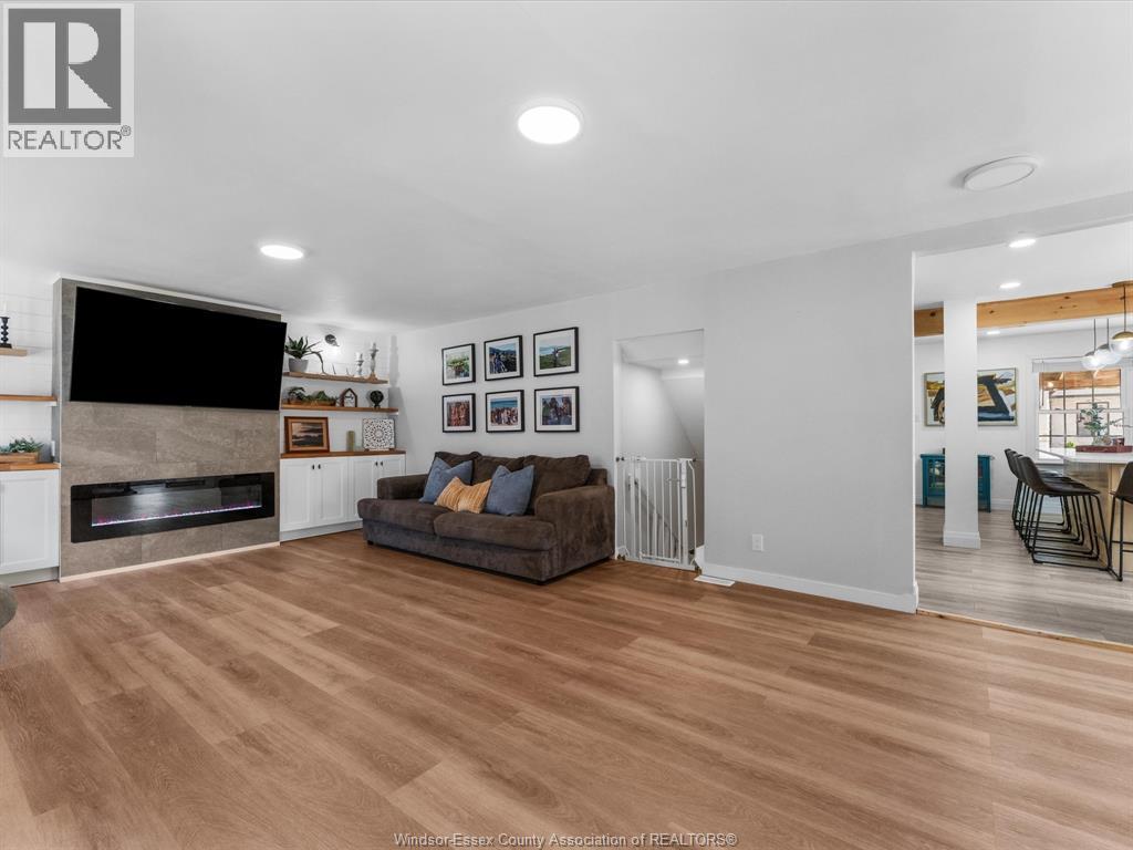 4315 ROSELAND DRIVE West - 20