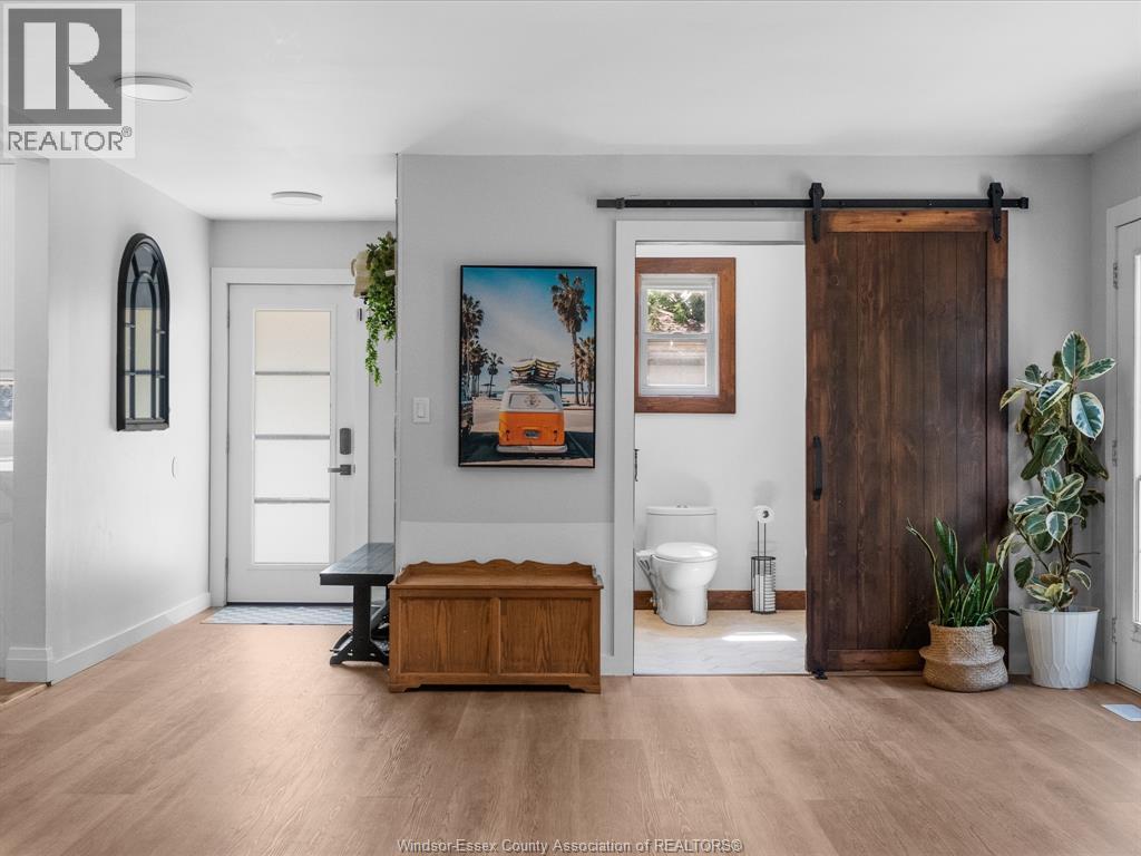 4315 ROSELAND DRIVE West - 22