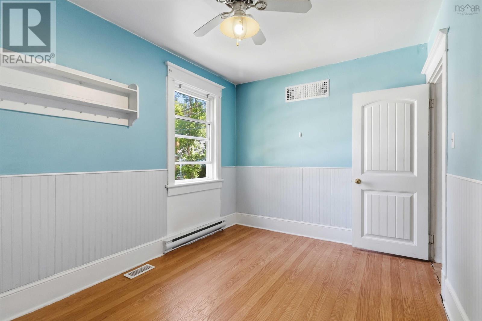 406 Main Street - 22