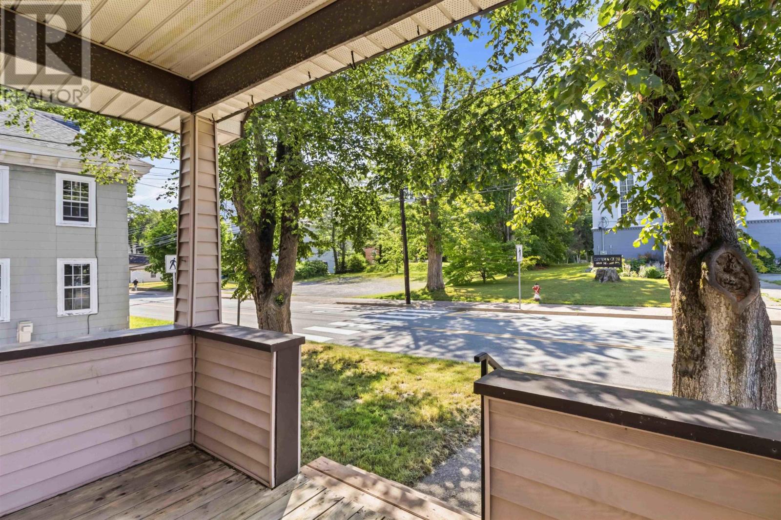 406 Main Street - 6