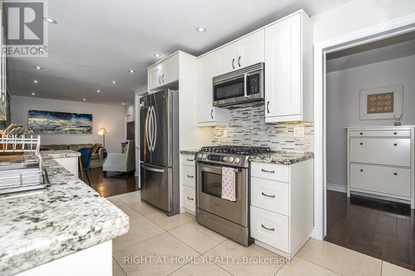 56 PENWICK CRESCENT - Image 9