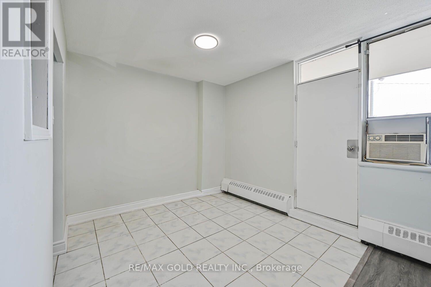 #207 60 STEVENSON ROAD - 19