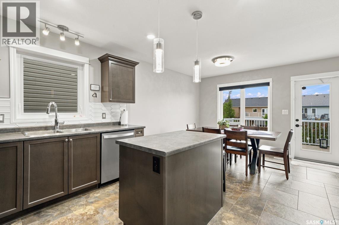 857 Reimer ROAD - 10