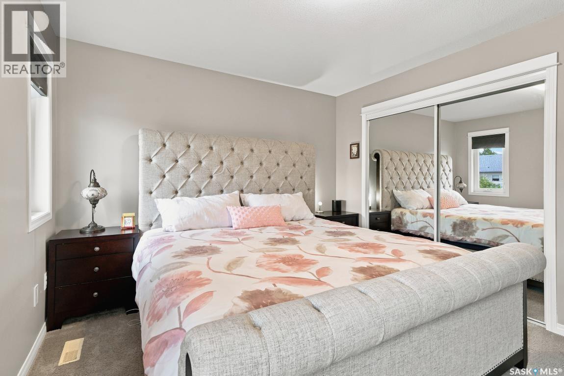 857 Reimer ROAD - 17