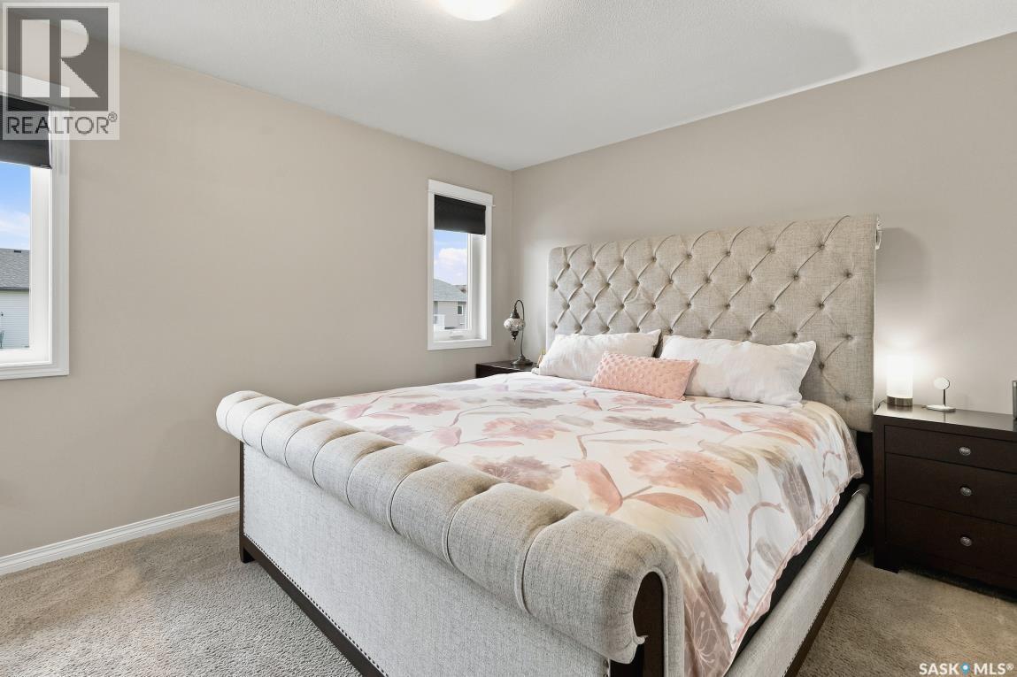 857 Reimer ROAD - 18