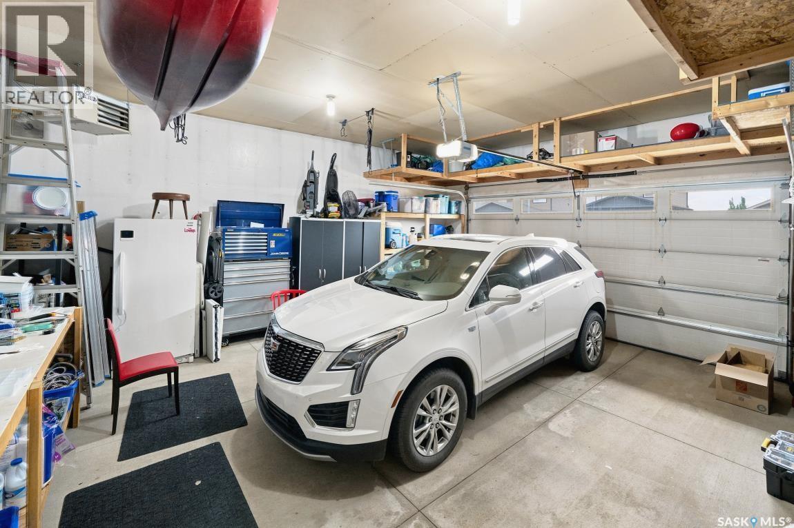857 Reimer ROAD - 35