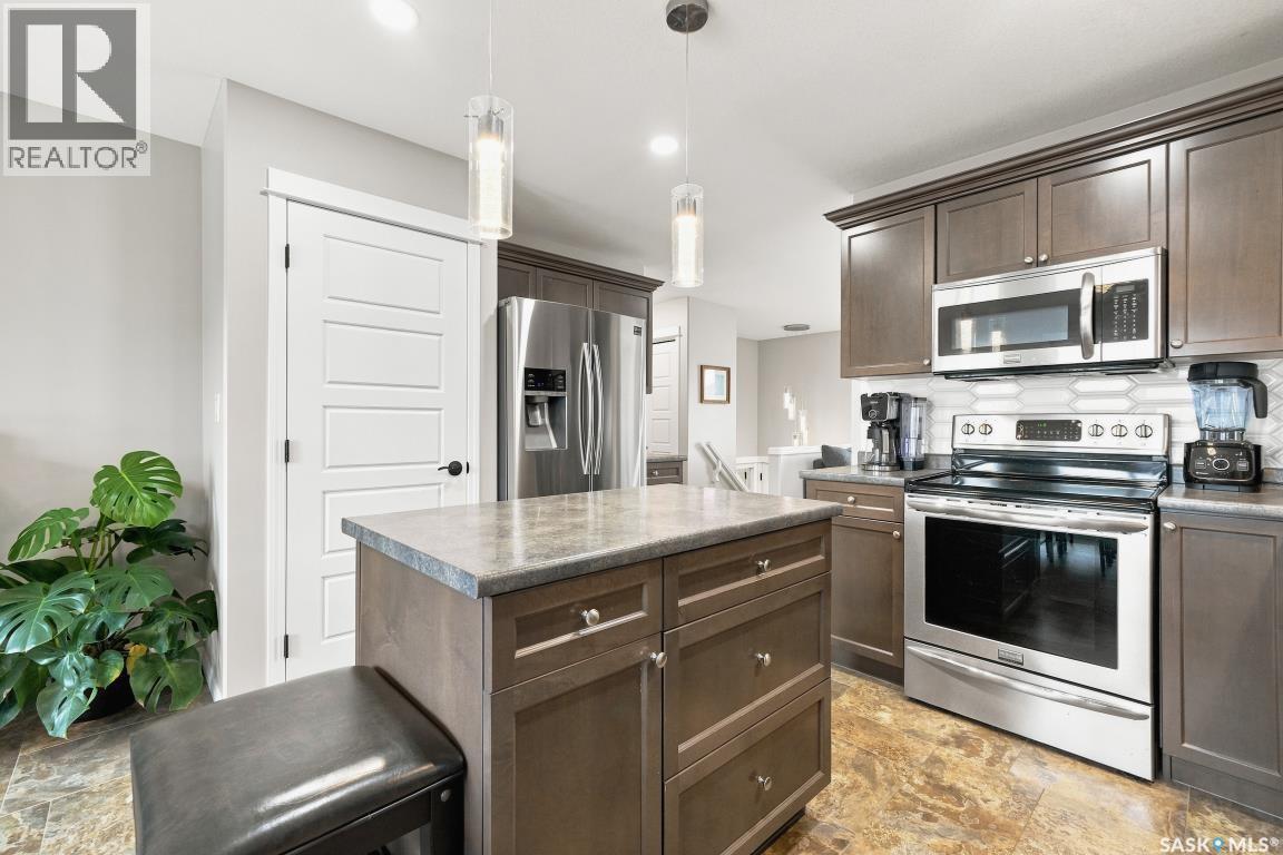857 Reimer ROAD - 8