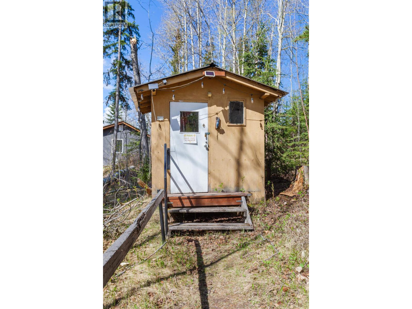 15006-15007 NORMAN LAKE ROAD - 30
