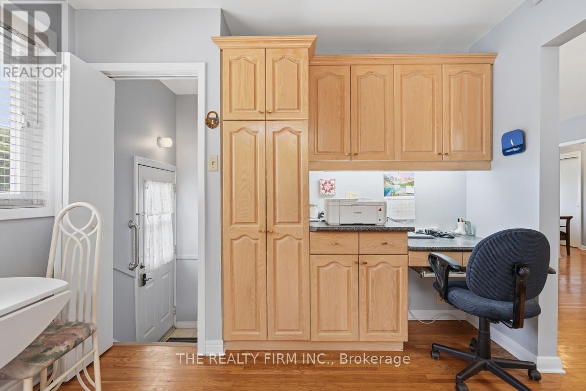 23 FRONTENAC ROAD - 20