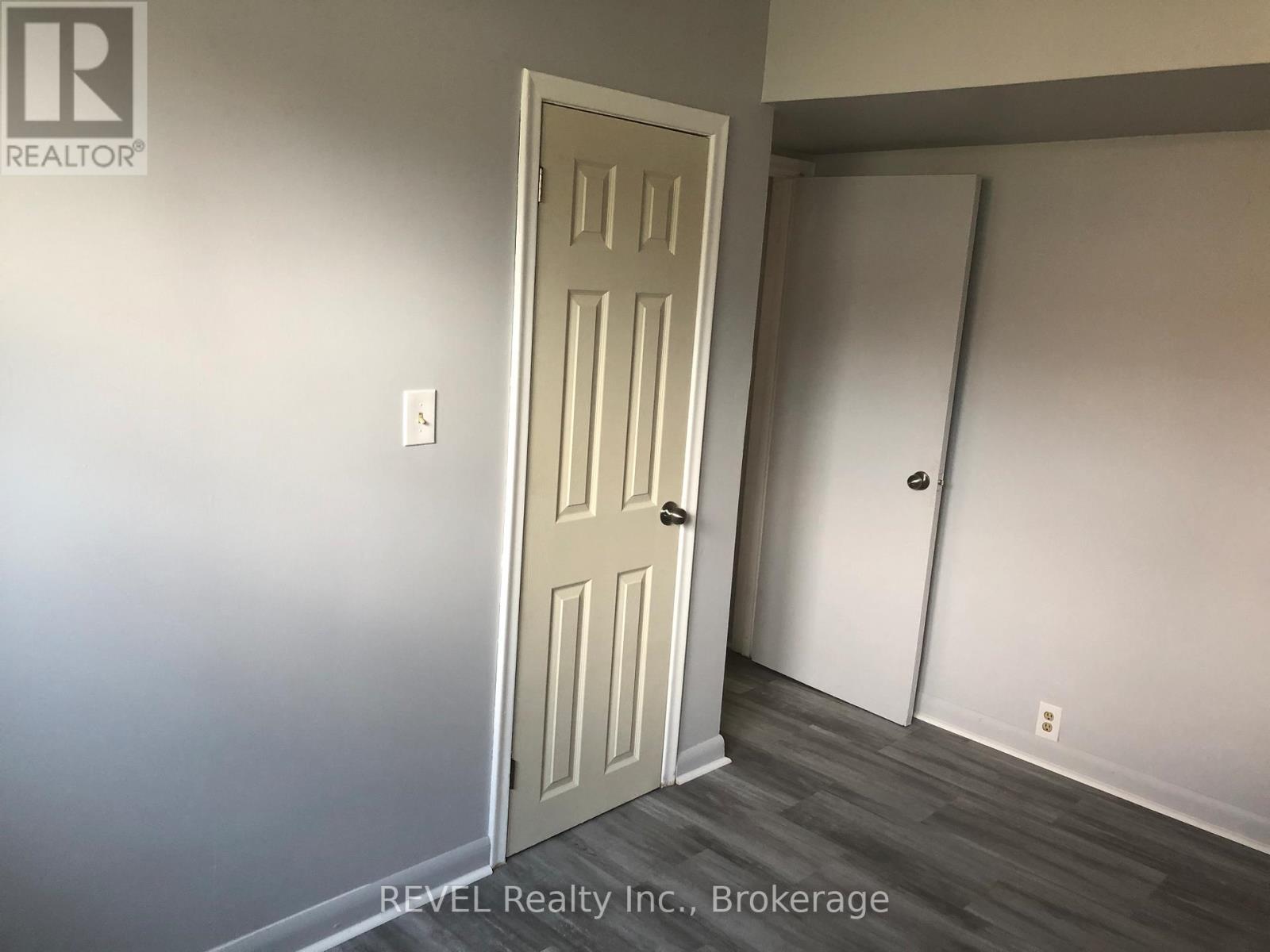 4591 HOMEWOOD AVENUE - 16