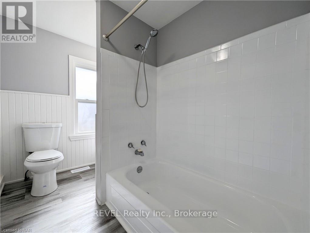 4591 HOMEWOOD AVENUE - 6