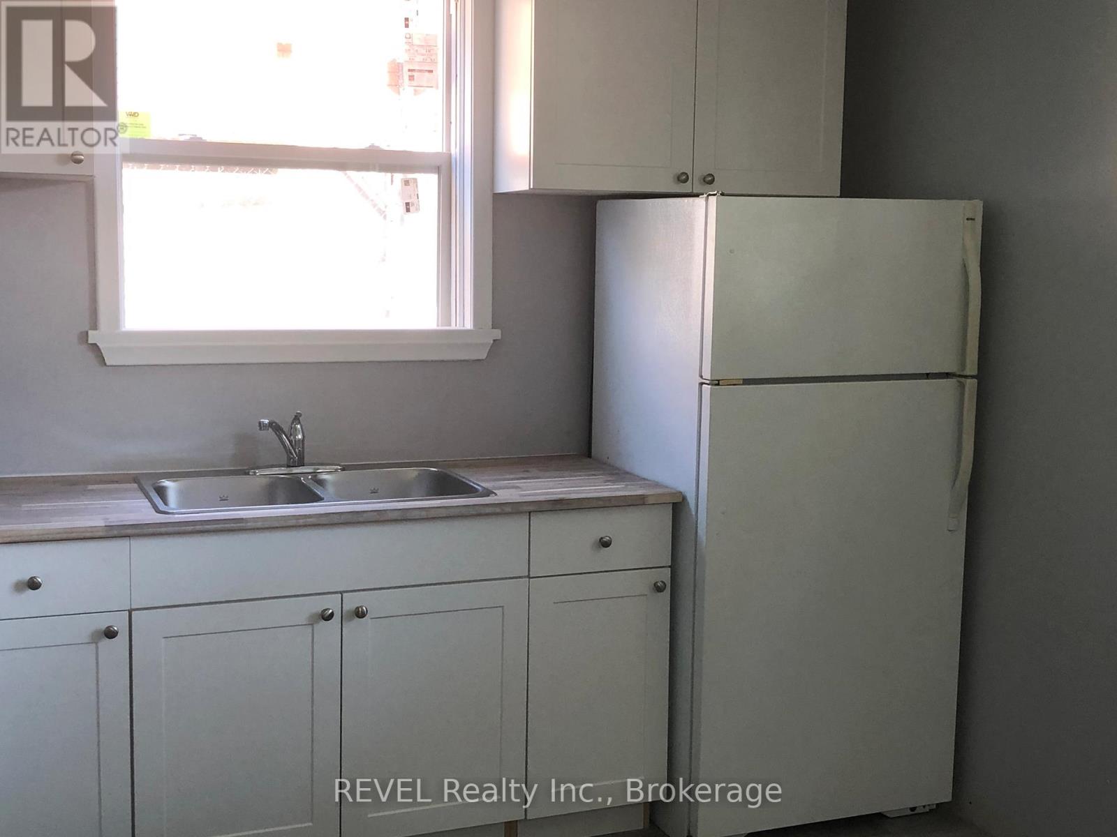 4591 HOMEWOOD AVENUE - 9