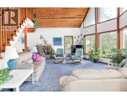 3765 Westside Road N, Kelowna, BC V1Z3W8 Photo 18