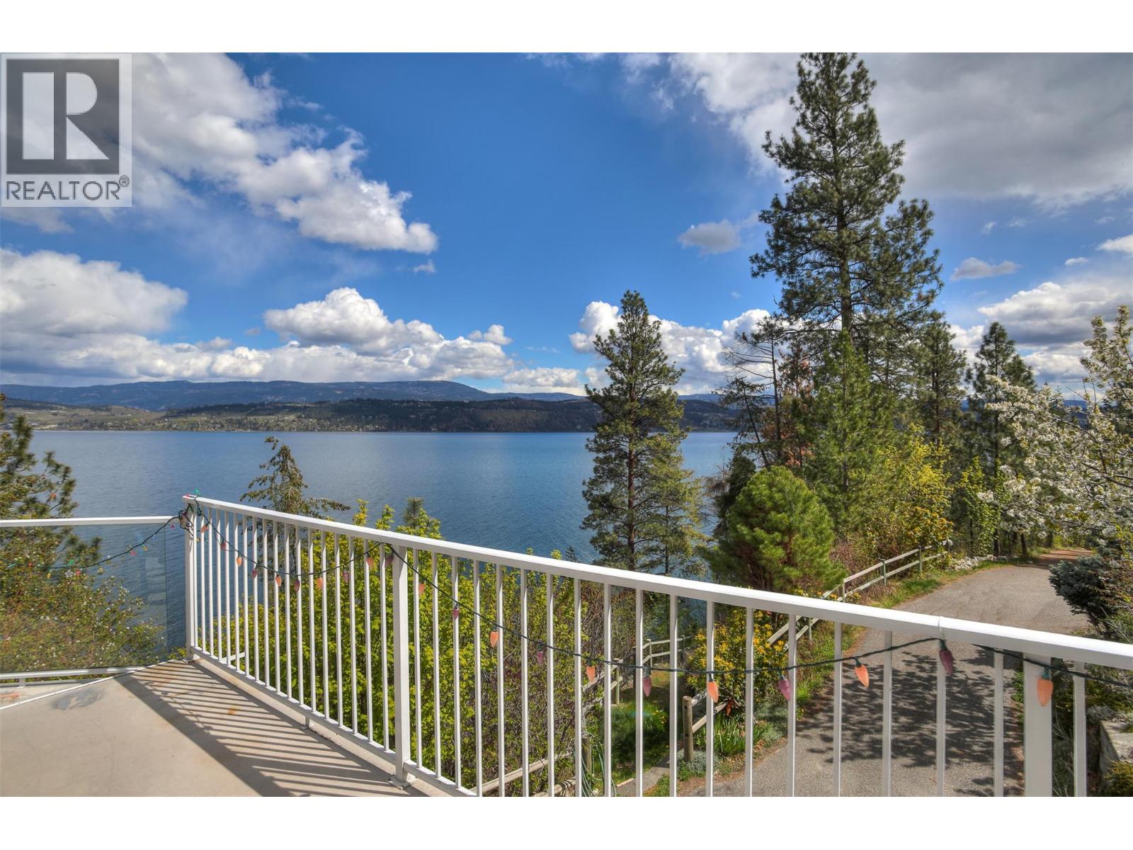 3765 Westside Road N - 33