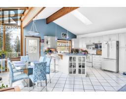3765 Westside Road N, Kelowna, BC V1Z3W8 Photo 21