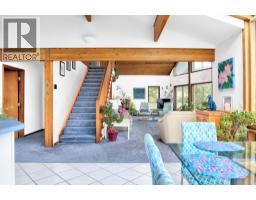 3765 Westside Road N, Kelowna, BC V1Z3W8 Photo 26