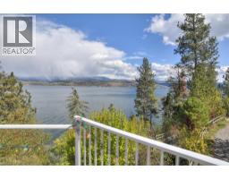 3765 Westside Road N, Kelowna, BC V1Z3W8 Photo 35