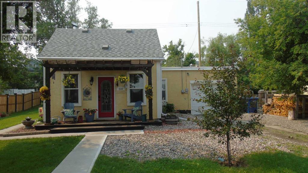536 22 Street - 4