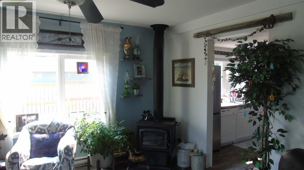 536 22 Street - 20