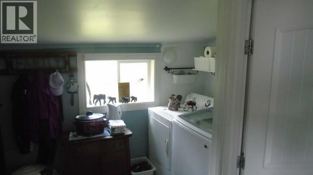536 22 Street - 13