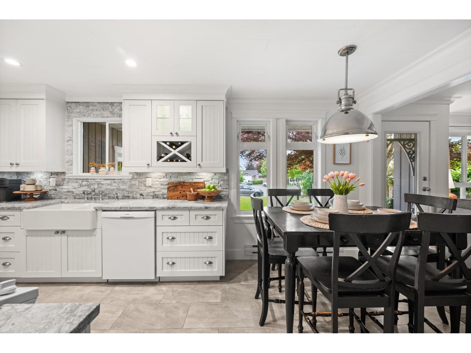3 Bed, 2 Bath House for Sale in Surrey – 17459 61B AVENUE, Surrey – MLS# R3148297 - Image 18