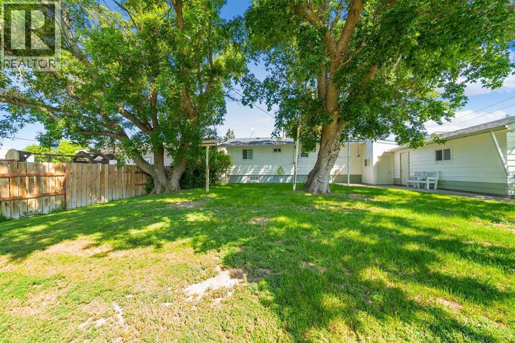945 3 Avenue - 35