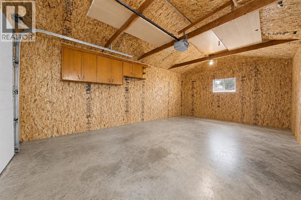 945 3 Avenue - 31