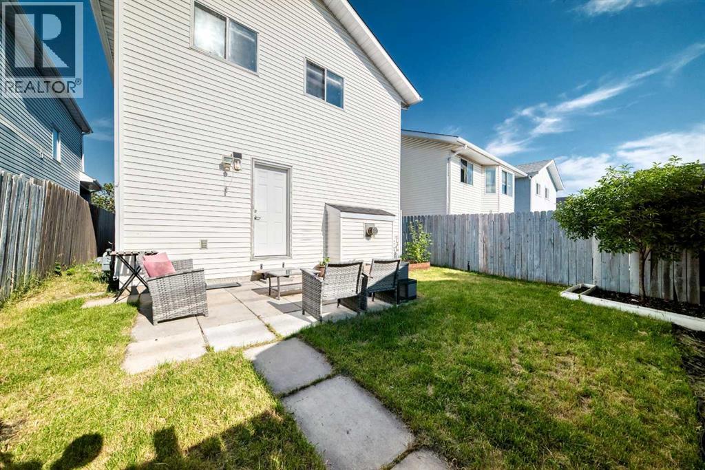 3628 Catalina Boulevard NE - 33