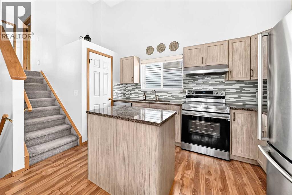 3628 Catalina Boulevard NE - 8