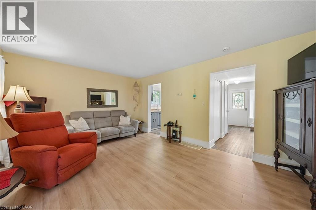 2320 MIDDLESMOOR Crescent - 20