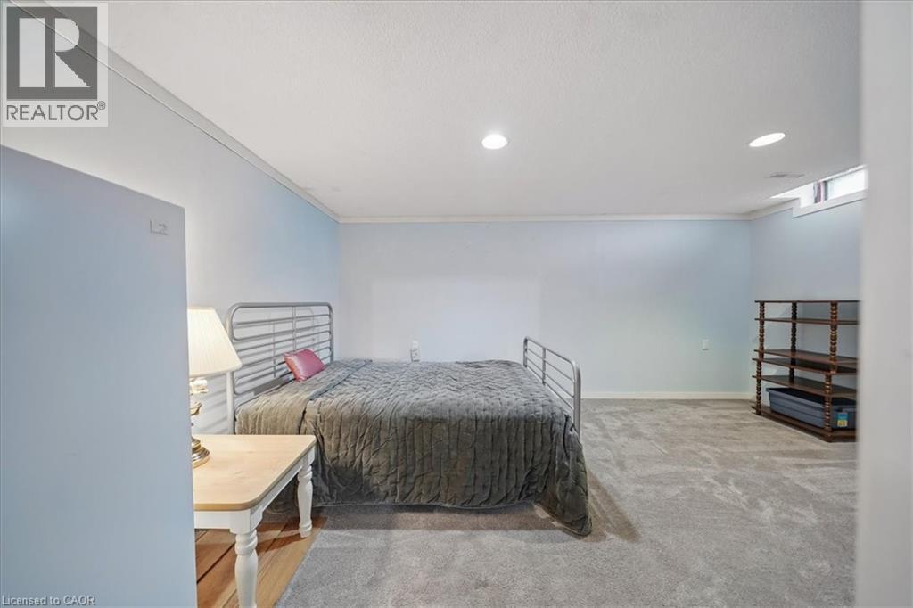 2320 MIDDLESMOOR Crescent - 26