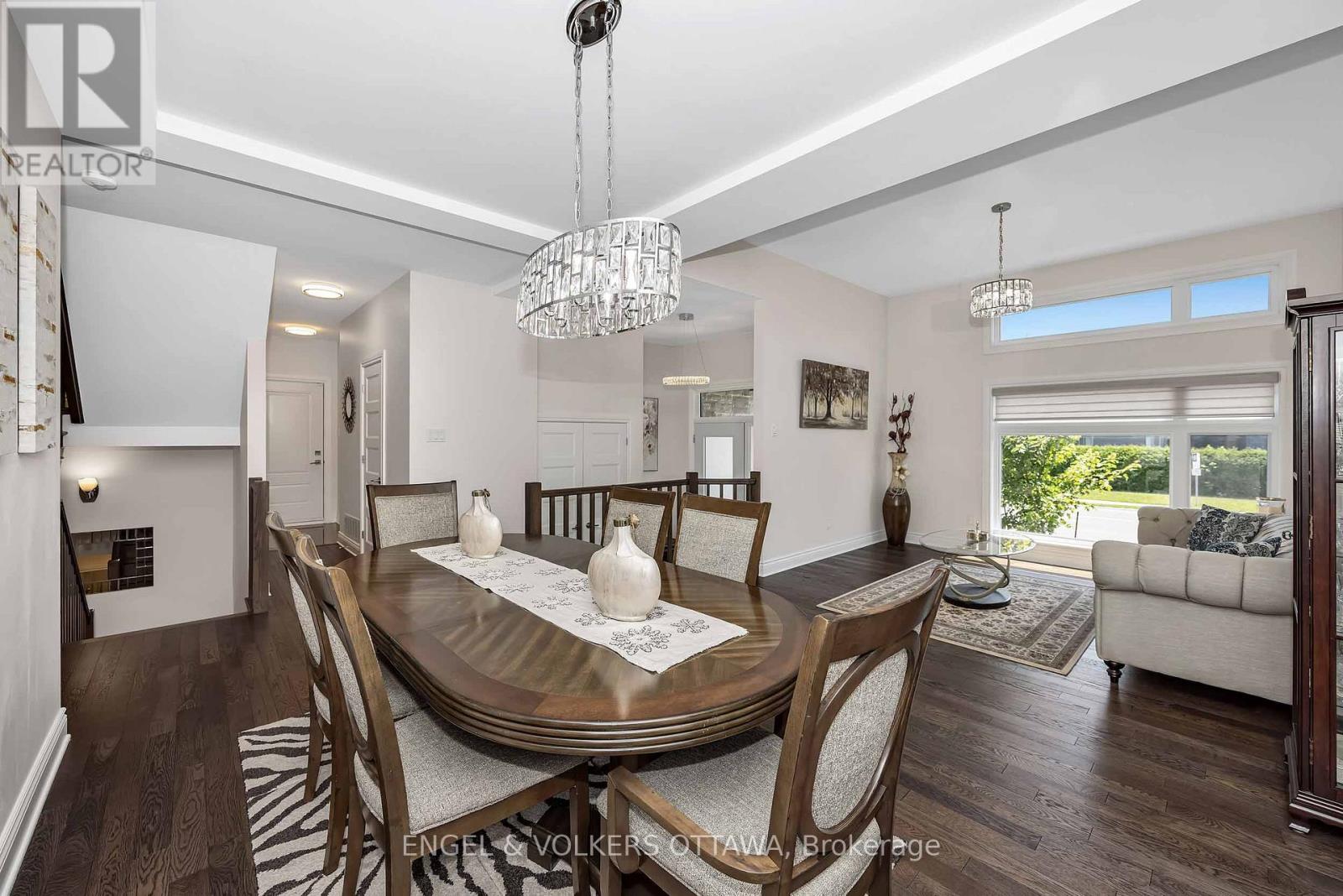 1082 DOCTEUR CORBEIL BOULEVARD - 11
