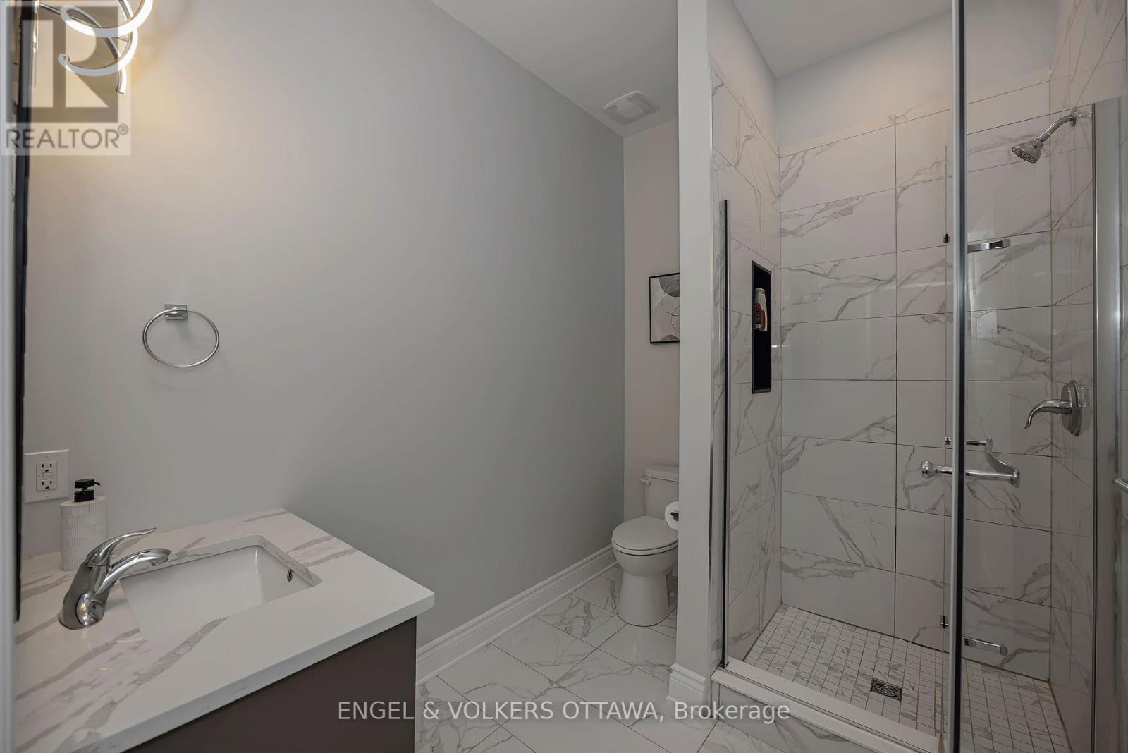 1082 DOCTEUR CORBEIL BOULEVARD - 35