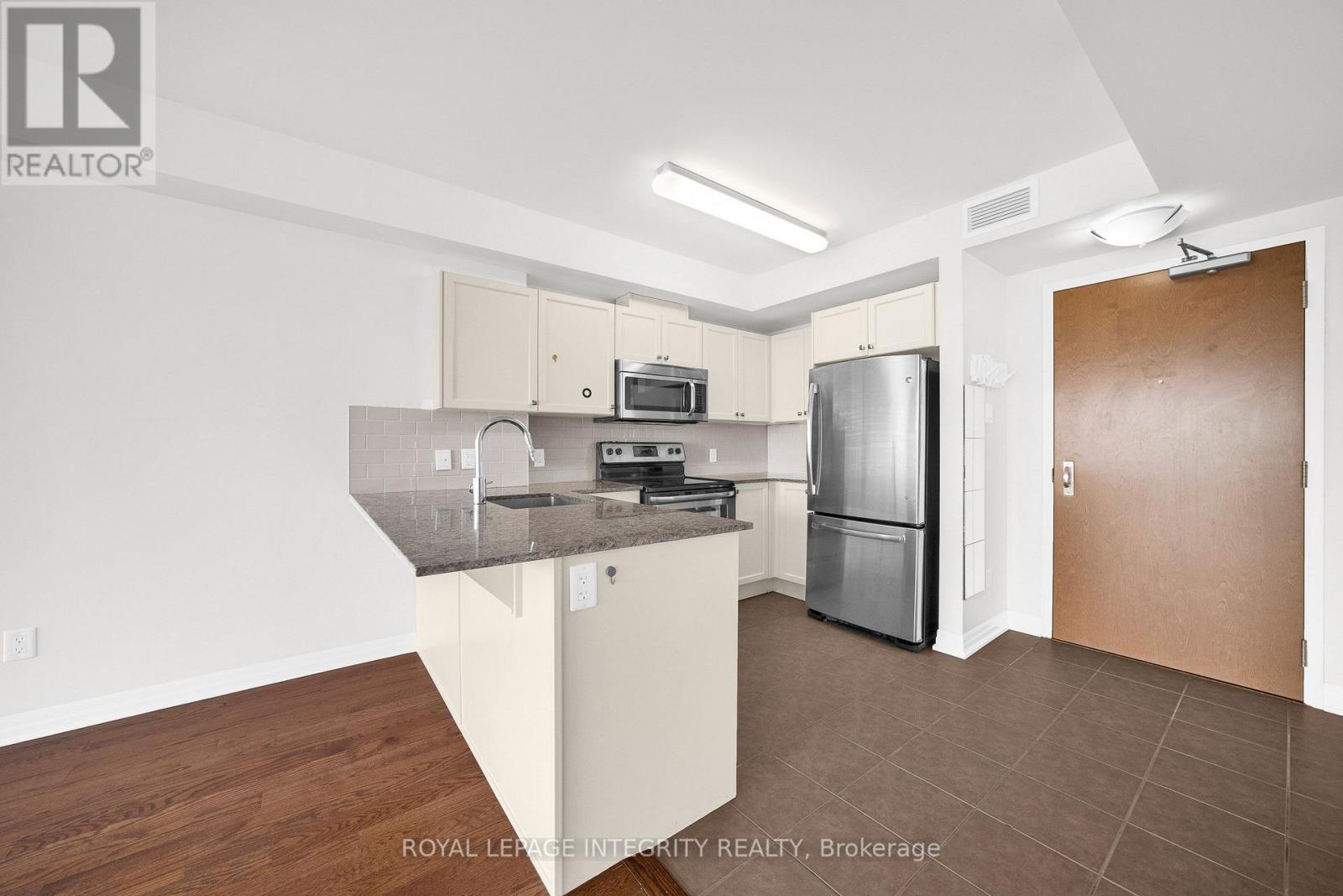 1 Bed, 1 Bath House for Rent in Ottawa – 1504 – 195 BESSERER STREET, Ottawa – MLS# X13589996 - Image 8