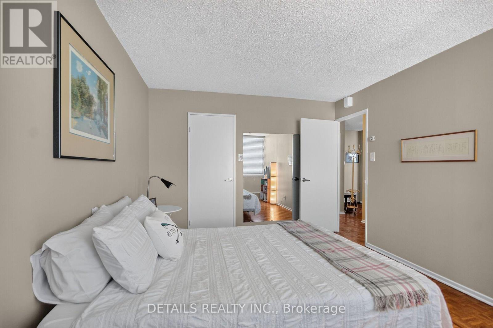 #1602 2625 REGINA STREET - 16