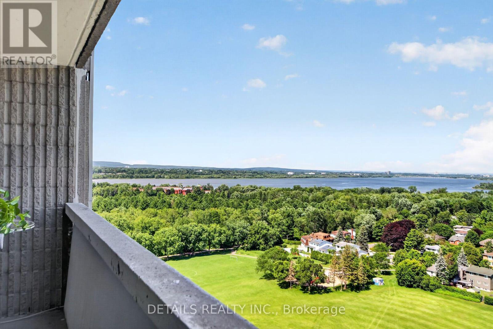 #1602 2625 REGINA STREET - 21