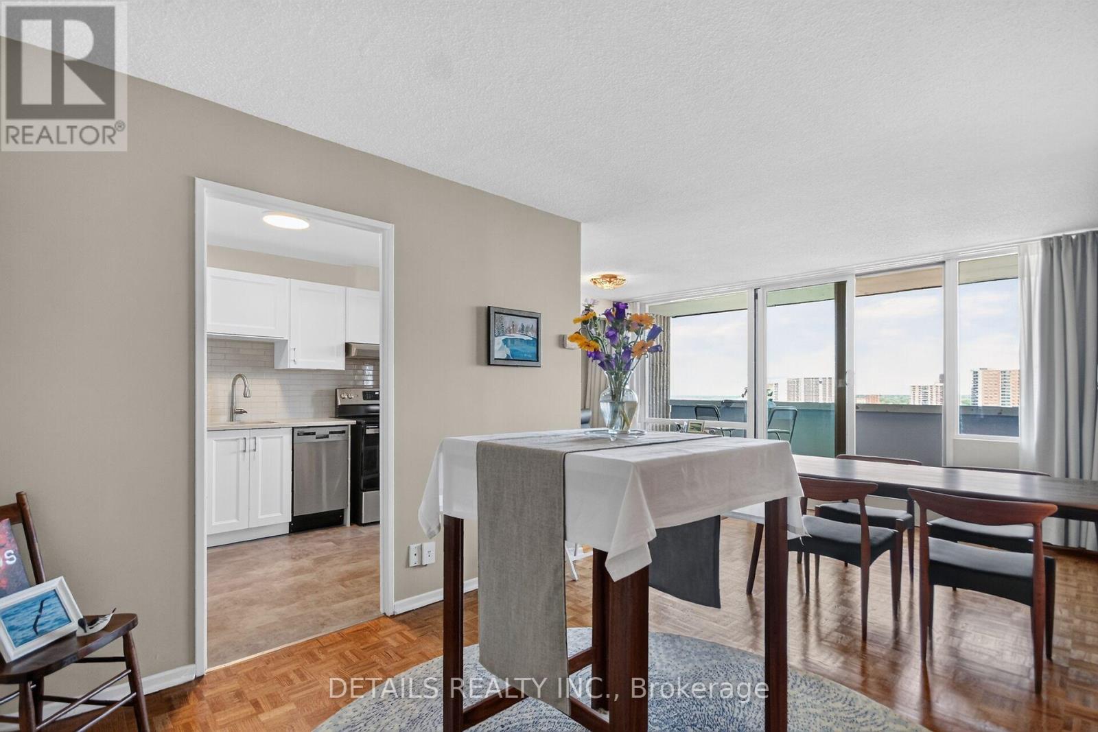#1602 2625 REGINA STREET - 7
